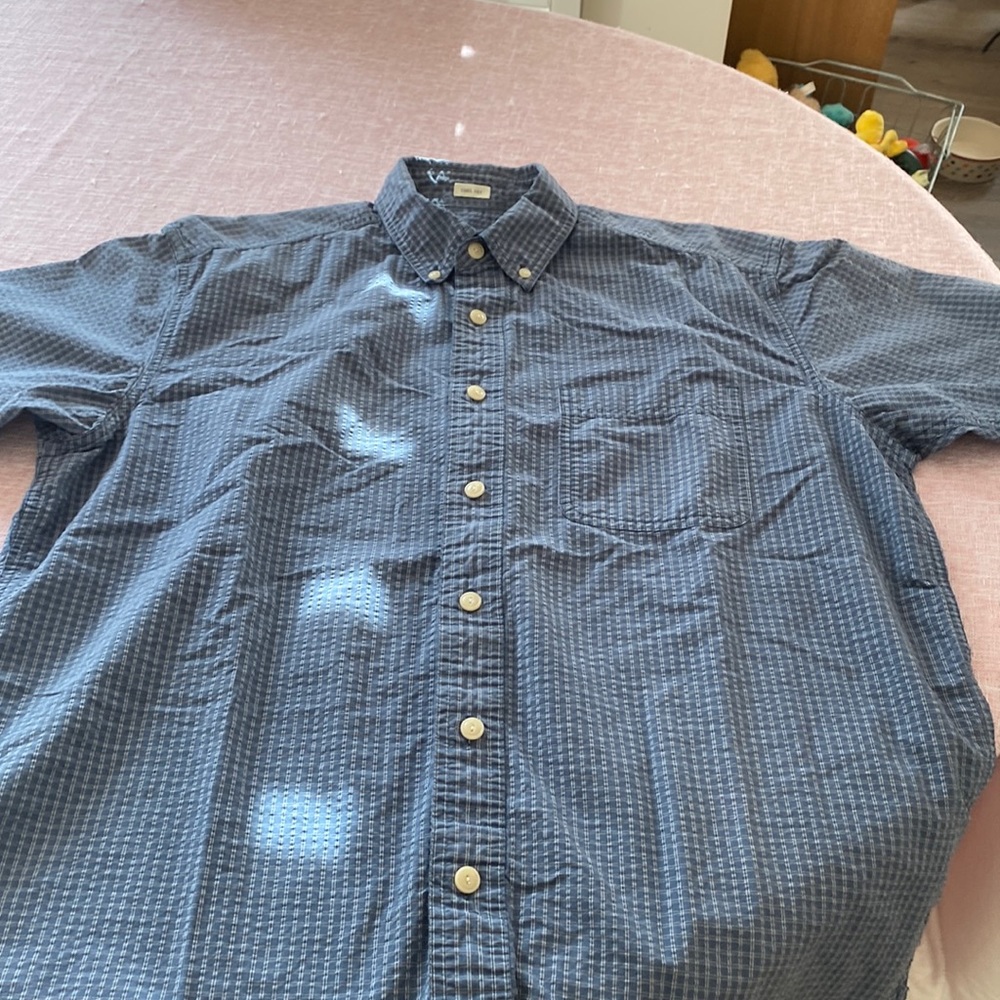 Short sleeve cool dry Eddie Bauer shirt